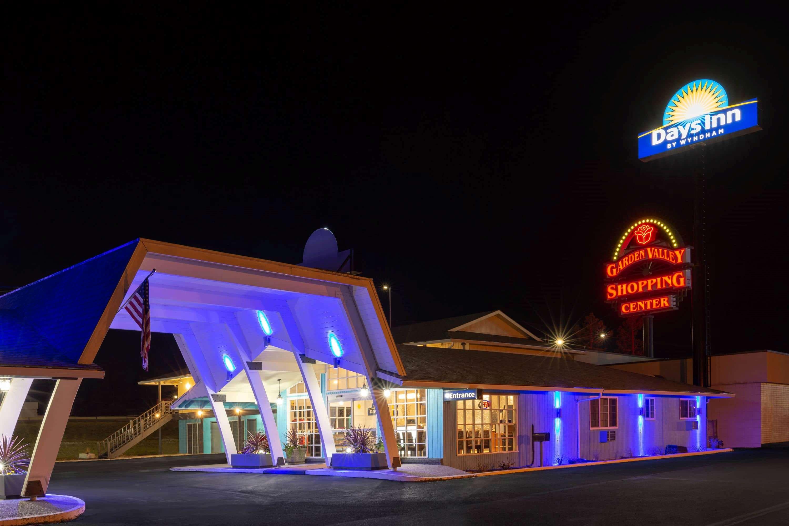 Rosewood Inn & Suites Розберг Екстер'єр фото